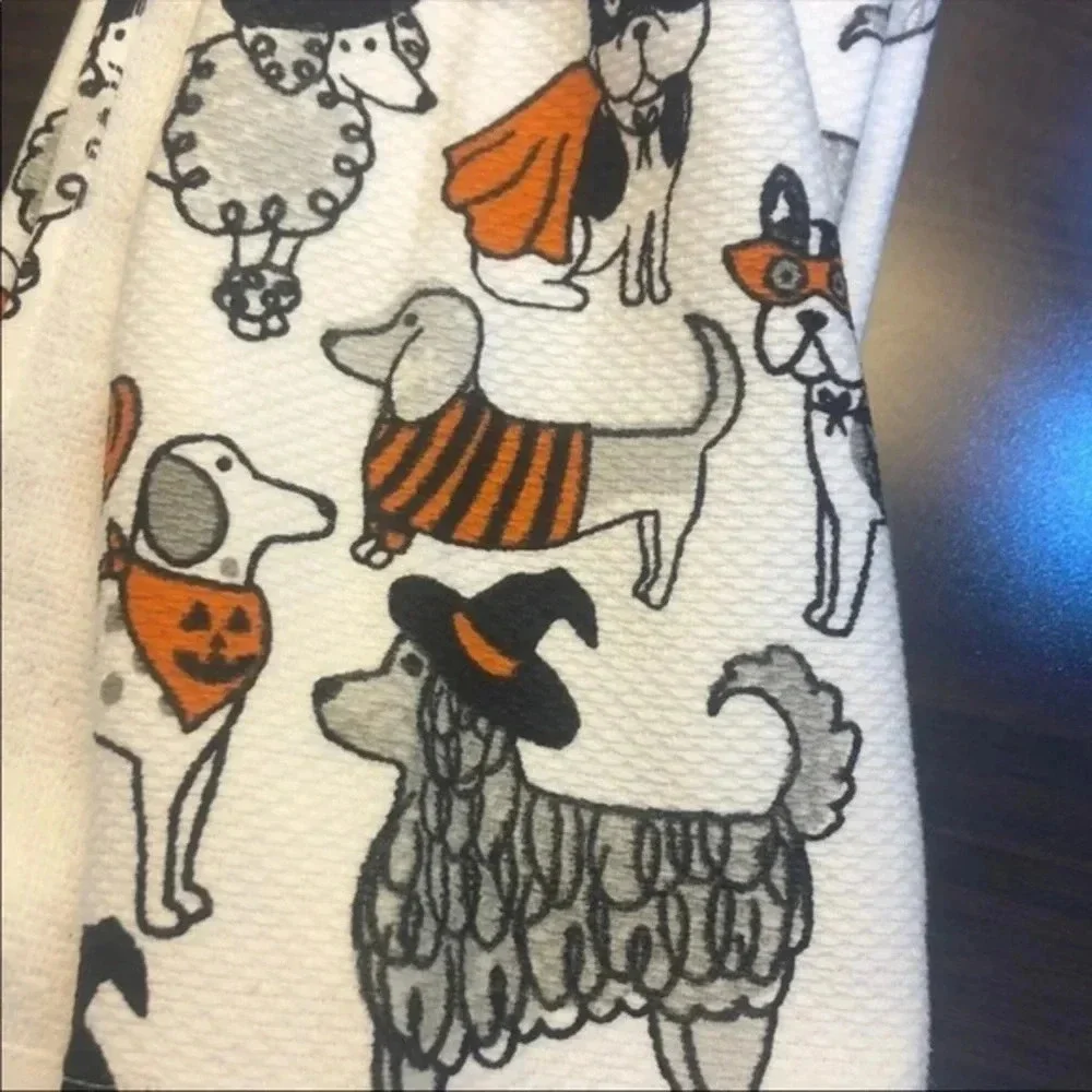 Halloween kitchen towels with dogs in costumes